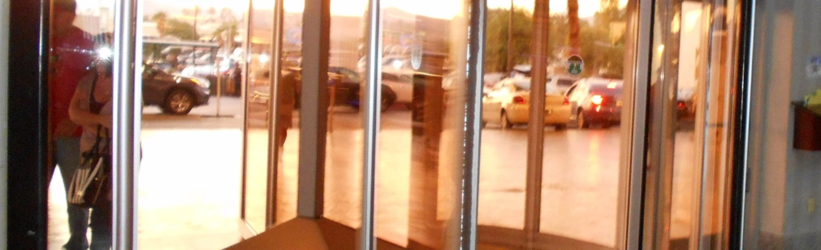 Storefront Glass Repair Cost in Delray Beach, FL